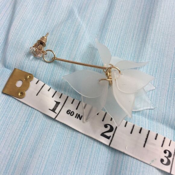 (H1) Long Flower Earrings - Picture 4 of 6